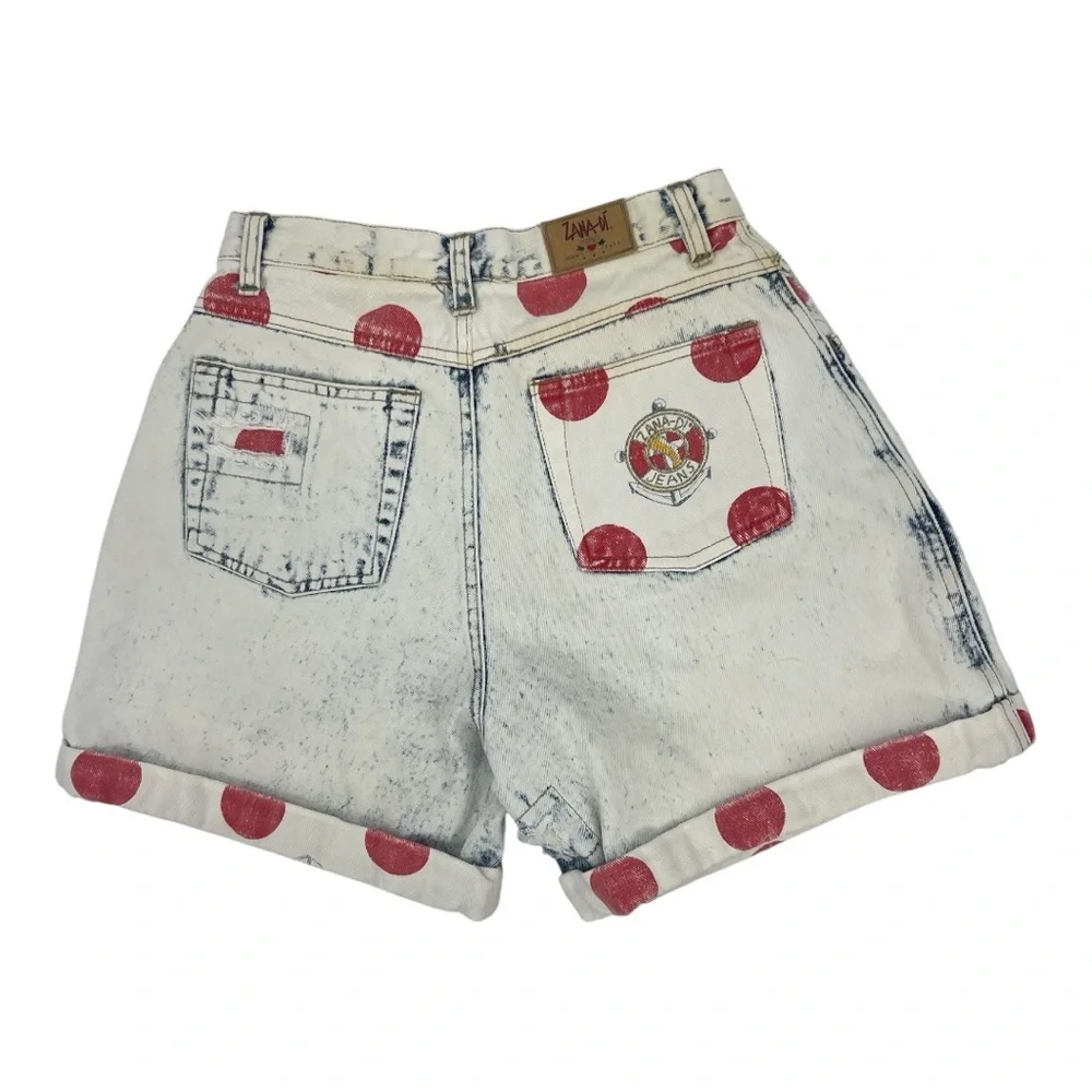 VTG Y2K ZANA-Di high-waisted denim shorts 1980s early 1990s.light acid-wash 9/10